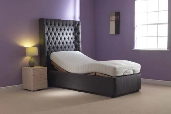 Ultimo Buttoned Headboard